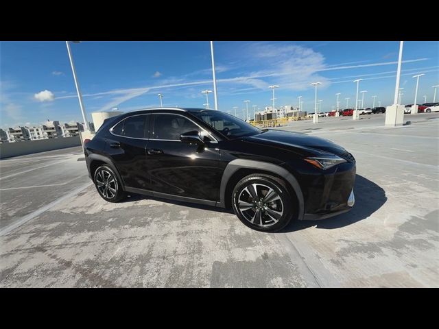 2021 Lexus UX 200