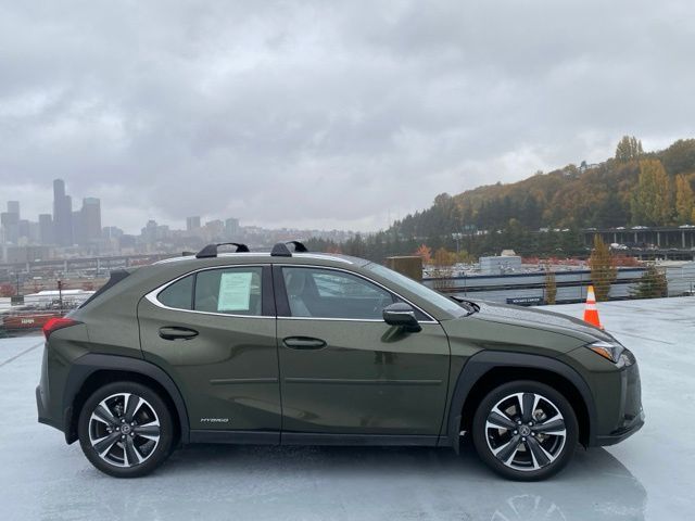 2021 Lexus UX 250h Luxury