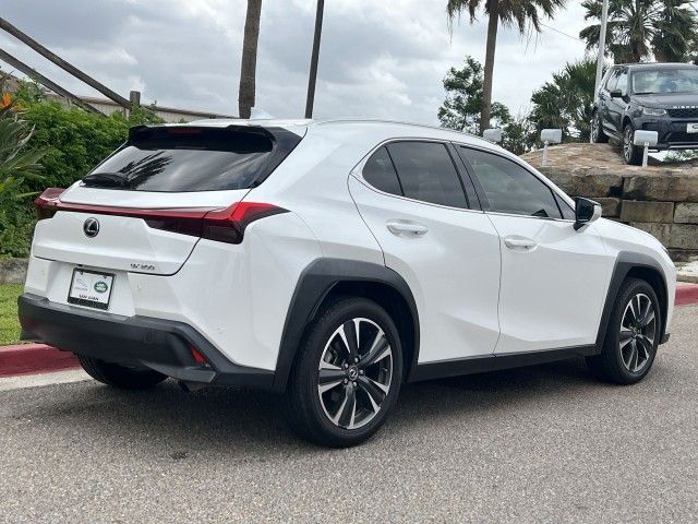 2021 Lexus UX 200
