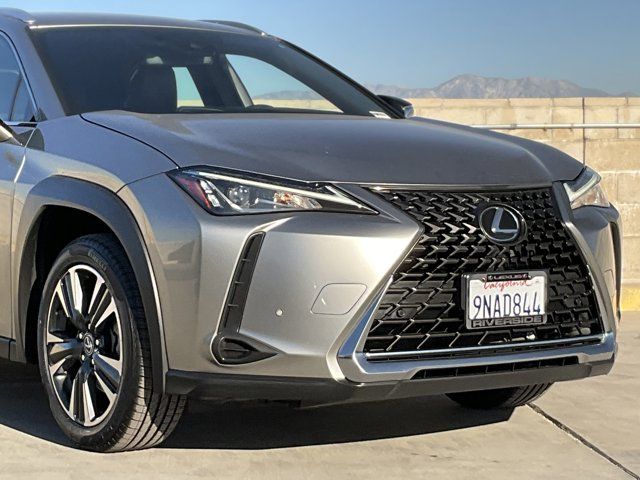 2021 Lexus UX 200