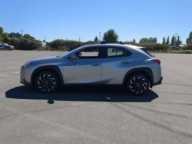 2021 Lexus UX 200