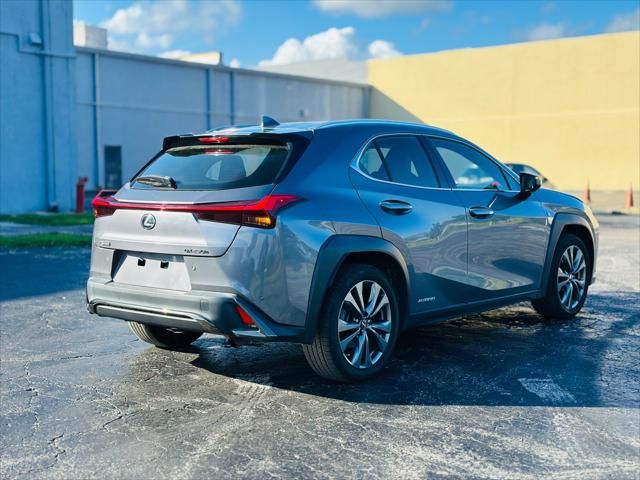 2021 Lexus UX 250h F Sport