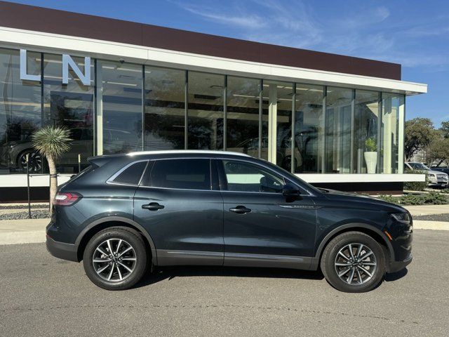 2021 Lincoln Nautilus Standard