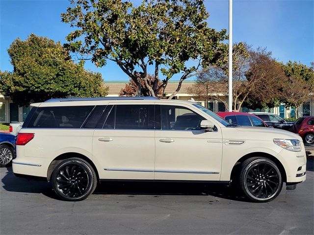 2021 Lincoln Navigator L Reserve