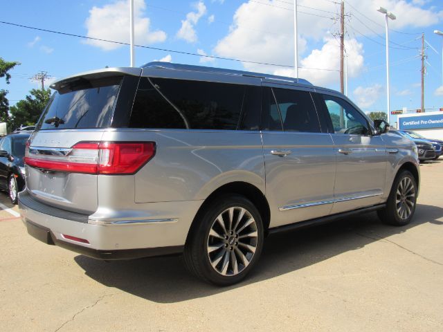 2021 Lincoln Navigator L Reserve