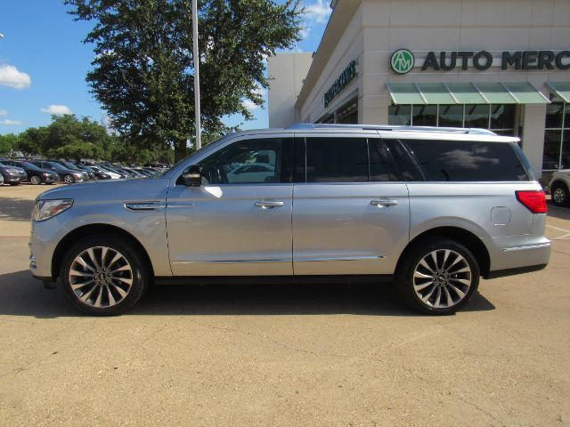 2021 Lincoln Navigator L Reserve