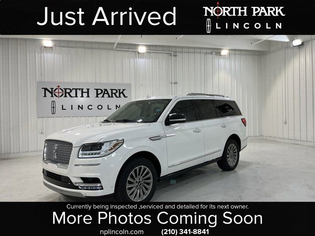 2021 Lincoln Navigator Standard