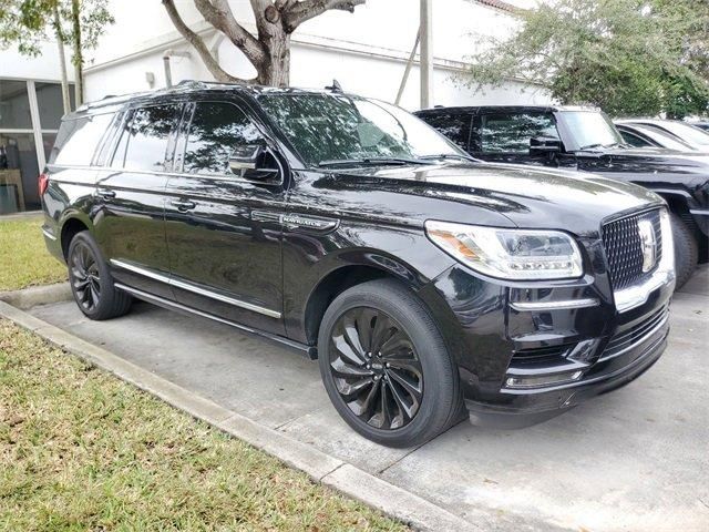 2021 Lincoln Navigator L Reserve