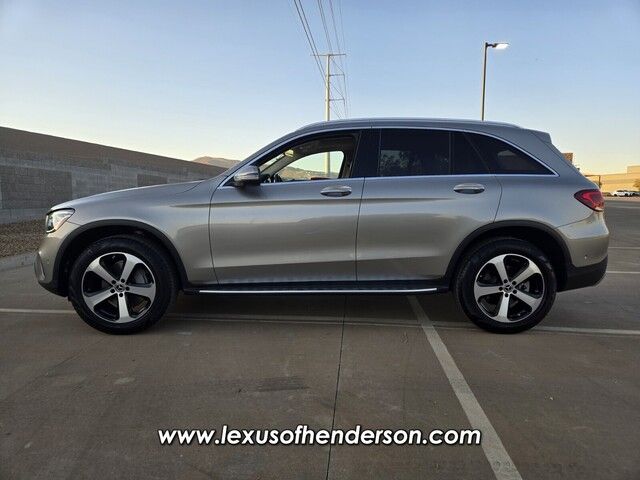 2021 Mercedes-Benz GLC 300