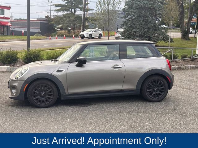 2021 MINI Cooper Hardtop Base