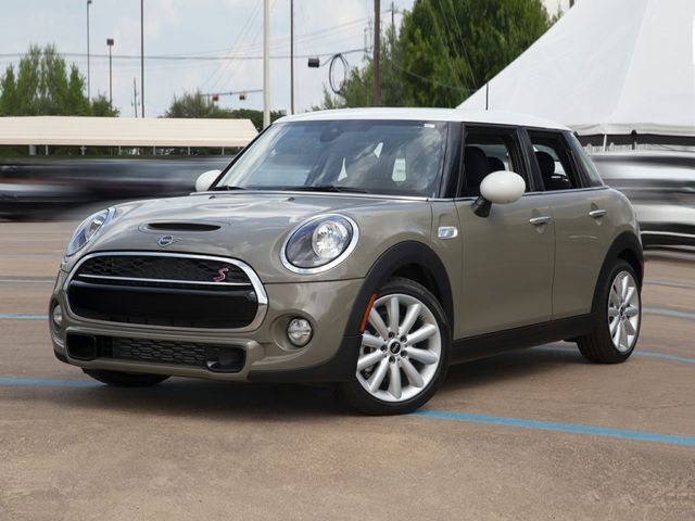 2021 MINI Cooper Hardtop Base