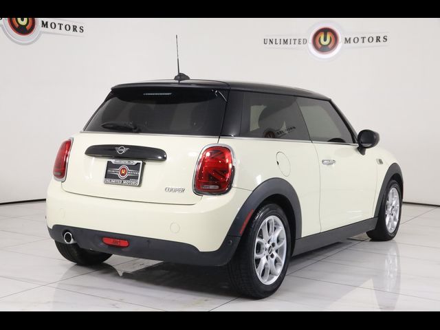 2021 MINI Cooper Hardtop Base