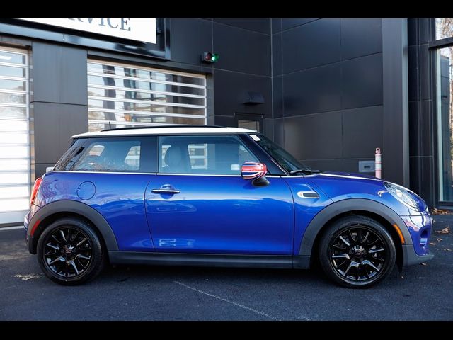 2021 MINI Cooper Hardtop Base