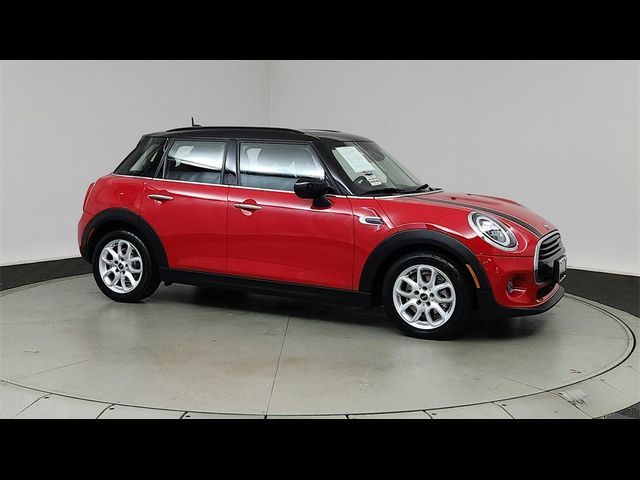 2021 MINI Cooper Hardtop Base