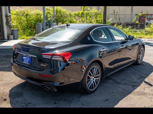 2021 Maserati Ghibli S Q4