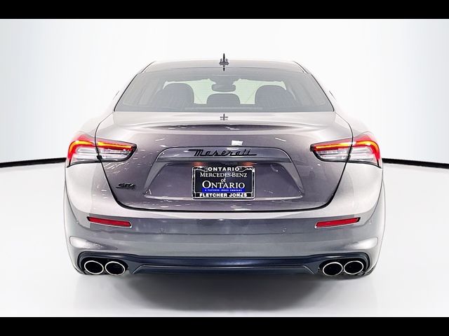 2021 Maserati Ghibli S Q4