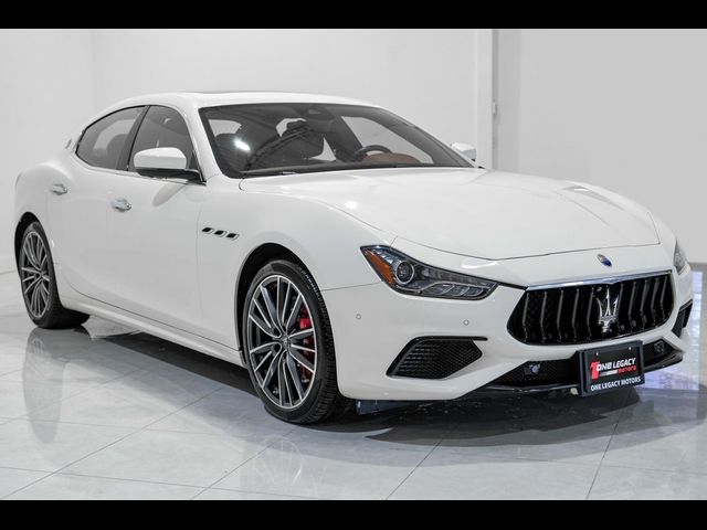 2021 Maserati Ghibli S Q4