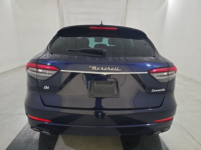 2021 Maserati Levante Base