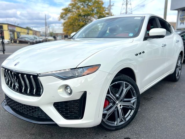 2021 Maserati Levante Base