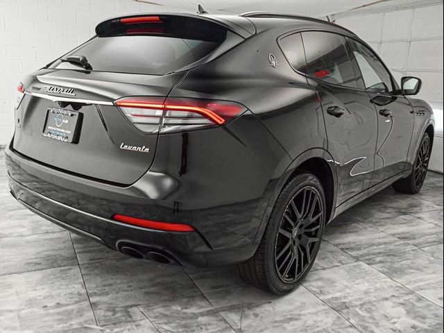 2021 Maserati Levante Base