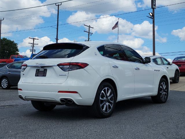 2021 Maserati Levante Base