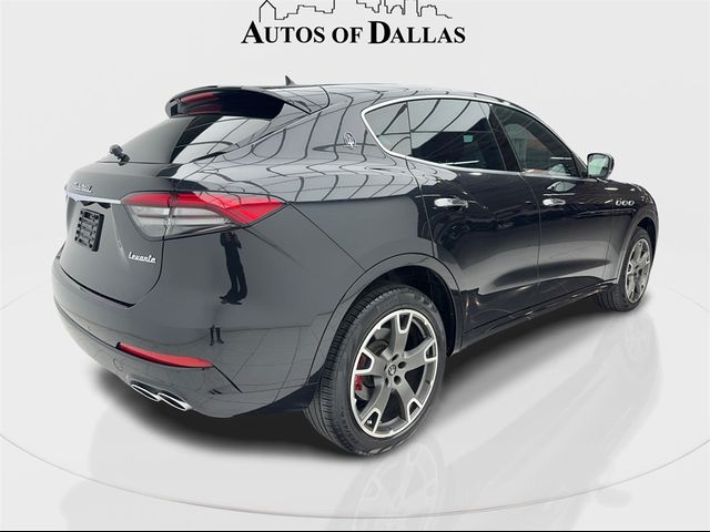 2021 Maserati Levante Base