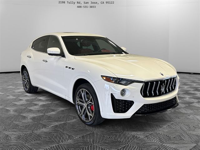 2021 Maserati Levante Base