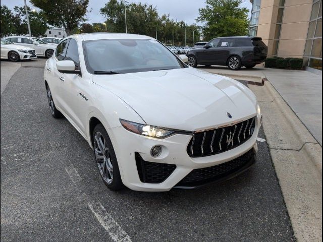 2021 Maserati Levante Base