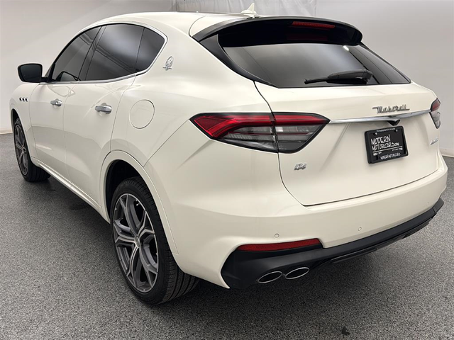 2021 Maserati Levante Base