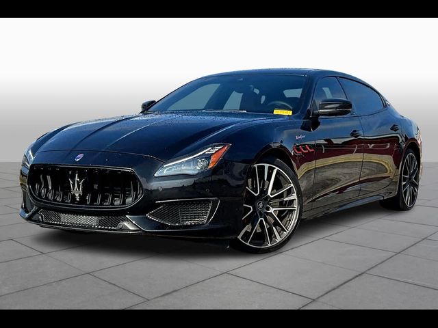 2021 Maserati Quattroporte Trofeo