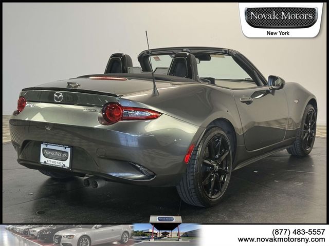 2021 Mazda MX-5 Miata Club