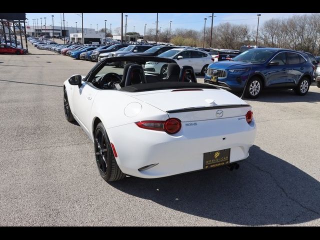 2021 Mazda MX-5 Miata Club