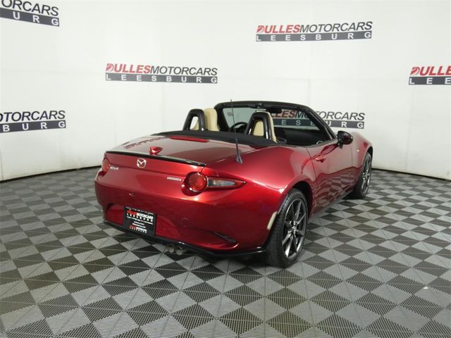 2021 Mazda MX-5 Miata Club