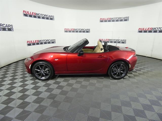 2021 Mazda MX-5 Miata Club