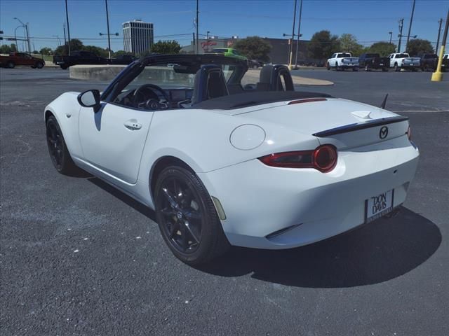 2021 Mazda MX-5 Miata Club