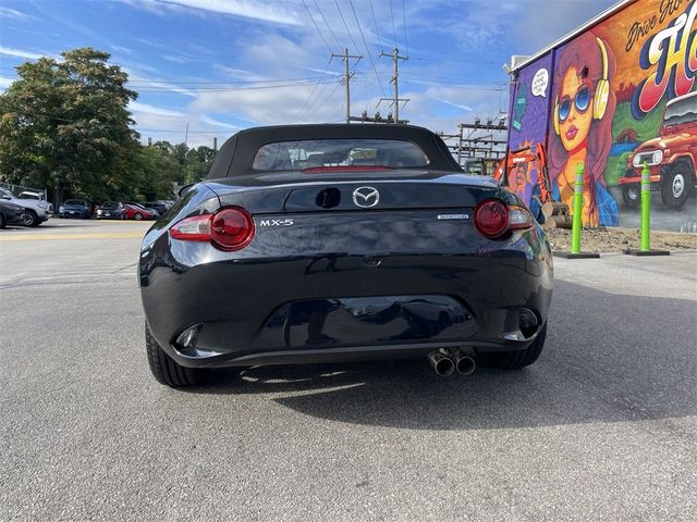 2021 Mazda MX-5 Miata Sport