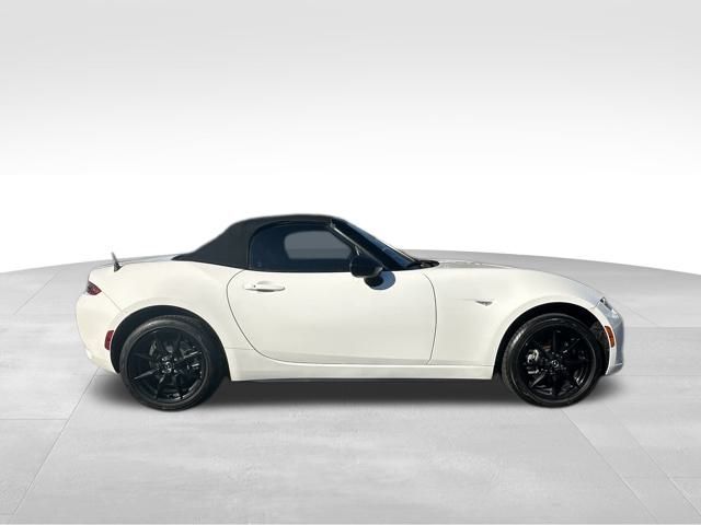 2021 Mazda MX-5 Miata Sport