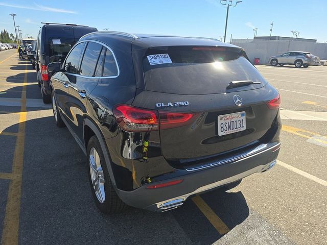 2021 Mercedes-Benz GLA 250