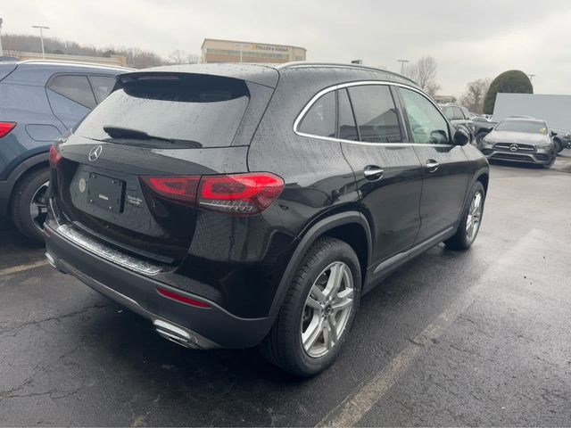 2021 Mercedes-Benz GLA 250