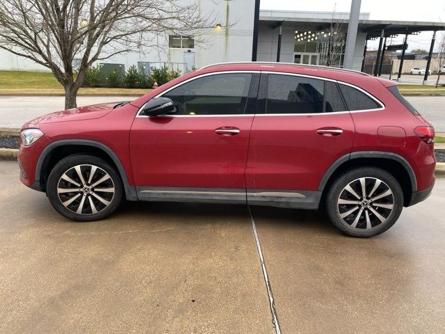 2021 Mercedes-Benz GLA 250