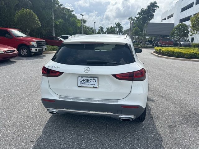 2021 Mercedes-Benz GLA 250