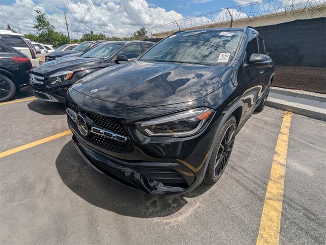 2021 Mercedes-Benz GLA 250