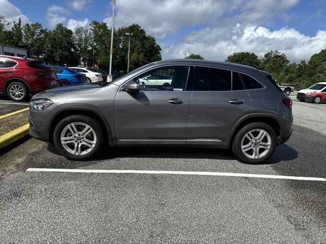 2021 Mercedes-Benz GLA 250