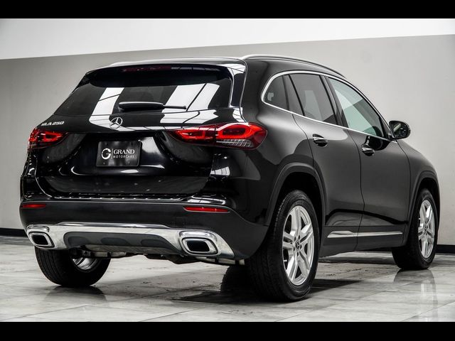 2021 Mercedes-Benz GLA 250