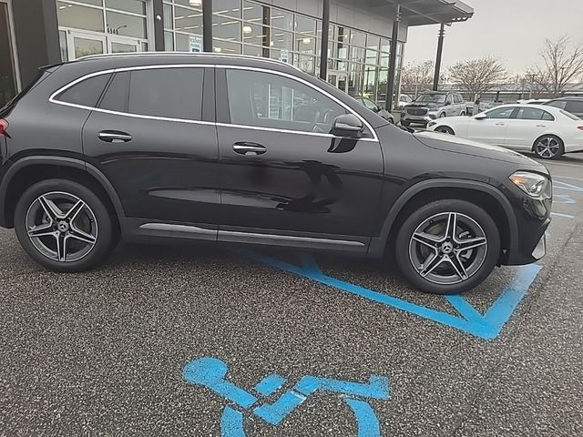 2021 Mercedes-Benz GLA 250