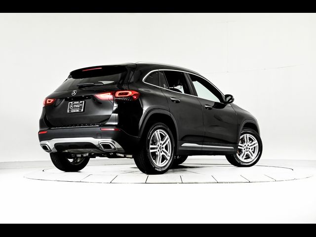 2021 Mercedes-Benz GLA 250