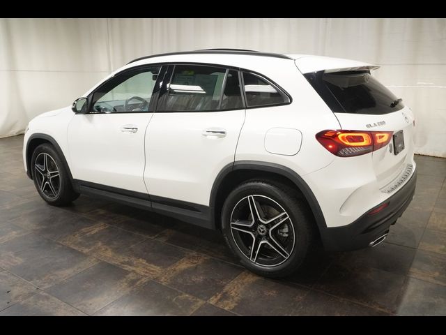 2021 Mercedes-Benz GLA 250