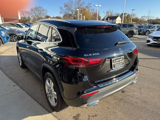 2021 Mercedes-Benz GLA 250