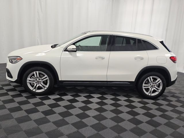 2021 Mercedes-Benz GLA 250