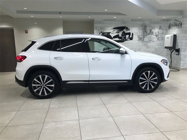 2021 Mercedes-Benz GLA 250